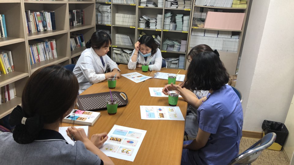 2018�� 10��2�� ģ������