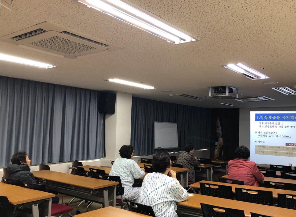 2018�� 12�� 6�� �索����